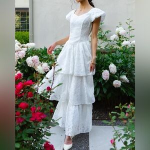 Ivy City Co. Mimi White Dress Puff Sleeve Floral Chiffon Detail Basque Waist